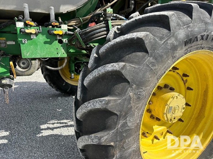 2012-john-deere-4940-image-23