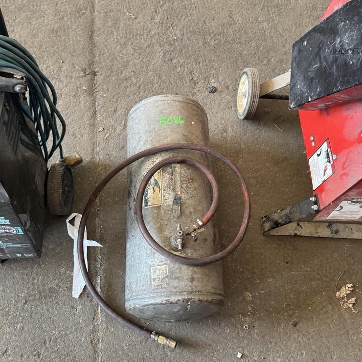 PORTABLE AIR TANK PORTABLE AIR TANK