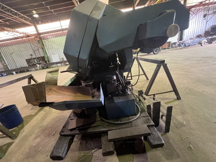 summit-500sa-super-horizontal-band-saw-image-7