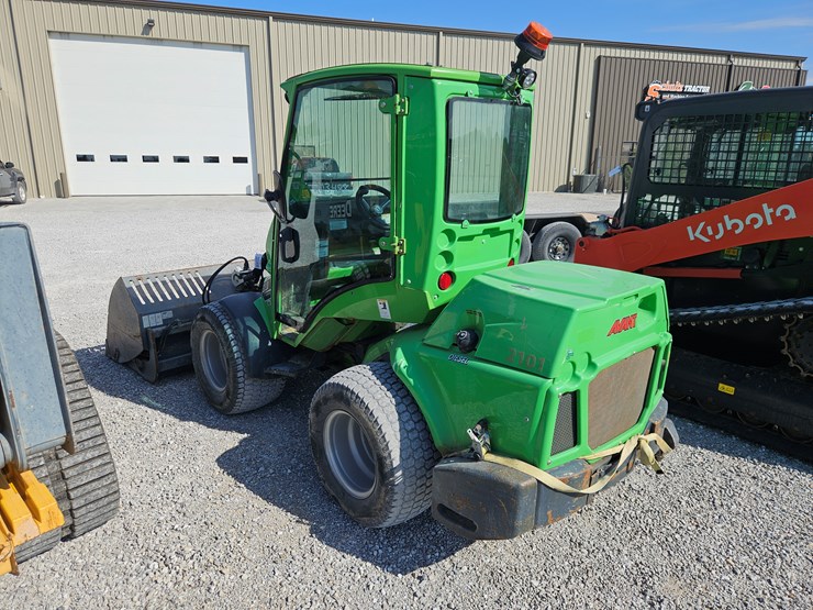 2021-avant-760i-image-11