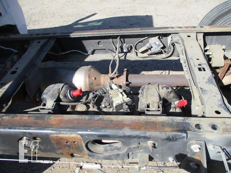2015-ford-f550-image-12