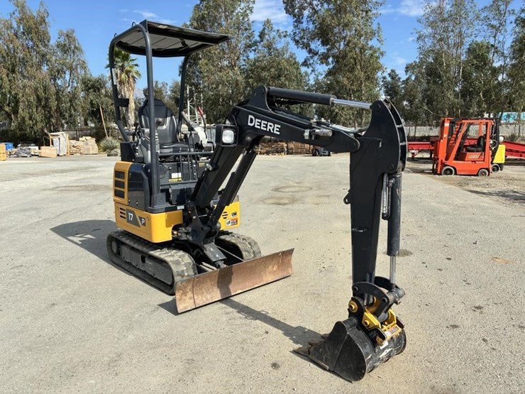 2023-john-deere-17p-hydraulic-excavator-image-2