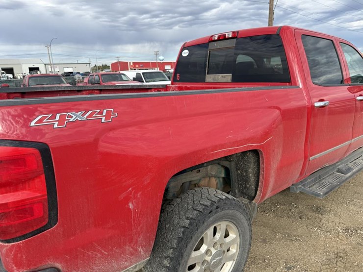 #2146-•-2015-chevrolet-silverado-2500hd-ltz-4x4-pickup-tru-image-22
