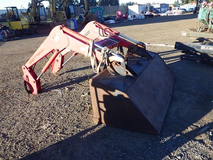 case-ih-l300-image-4