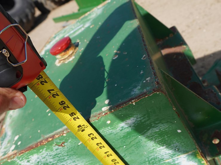 john-deere-front-fuel-tank-image-15