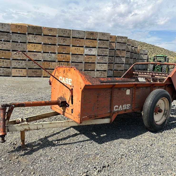Case Manure Spreader