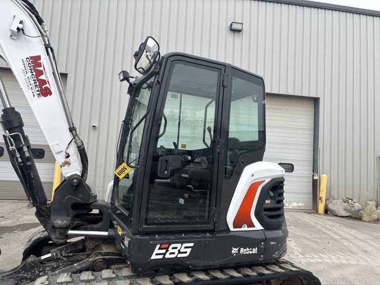 2019-bobcat-e85-image-8