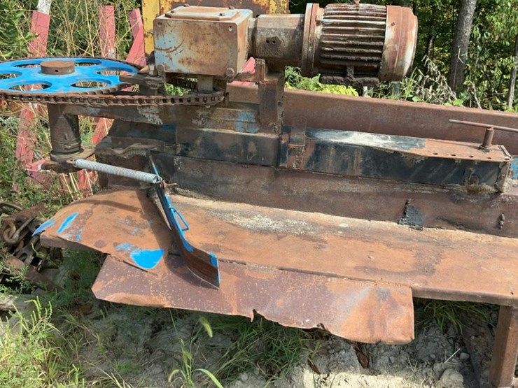 #153-•-pats-barn-sweep-conveyor-image-17