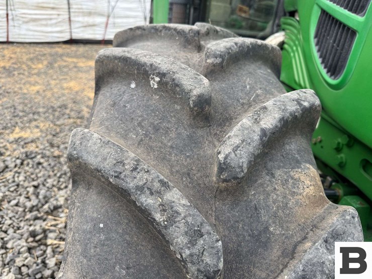 2012-john-deere-6430-image-56