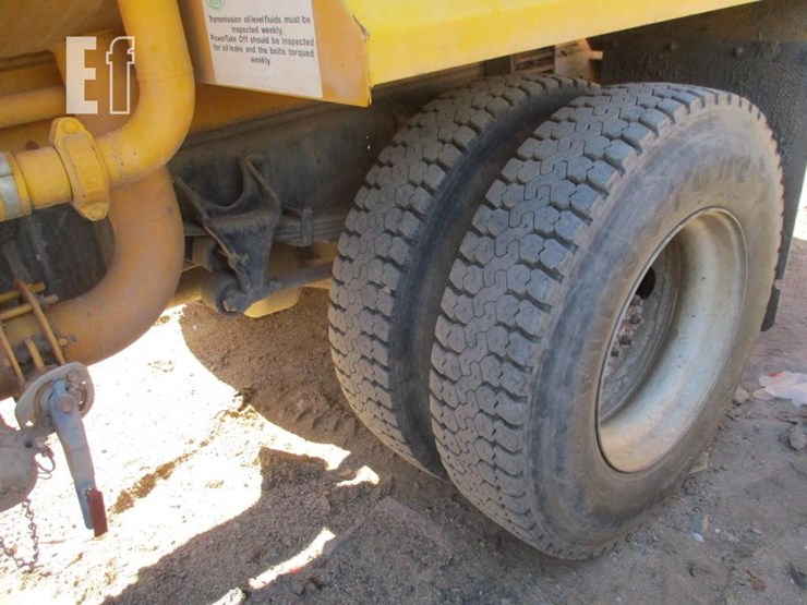 2011-international-durastar-4300-image-18