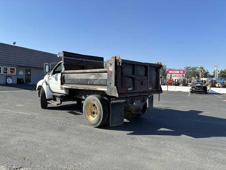 ford-f650-image-4