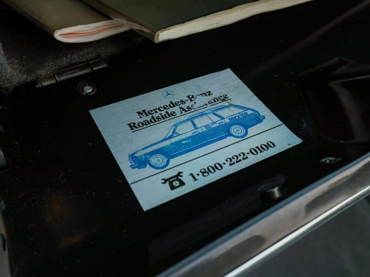 #2279-•-1988-mercedes-benz-500-class-560-sl-roadster-image-93