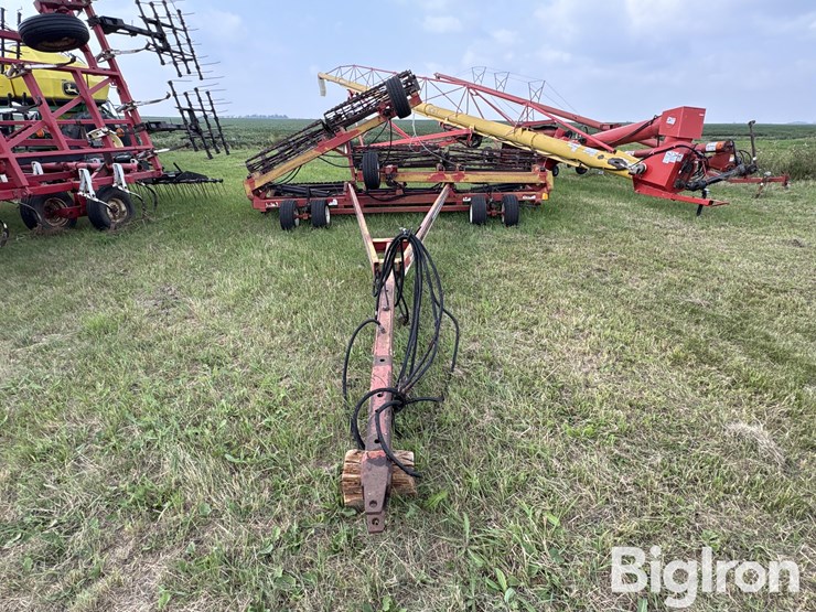 unverferth-35’-rolling-harrow-image-2
