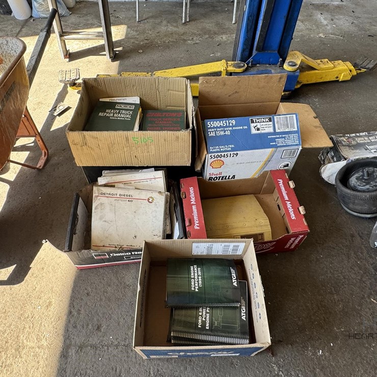 LOT OF SHOP REPAIR MANUALS LOT OF SHOP REPAIR MANUALS