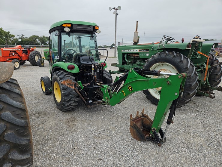 2011-john-deere-3720-image-15