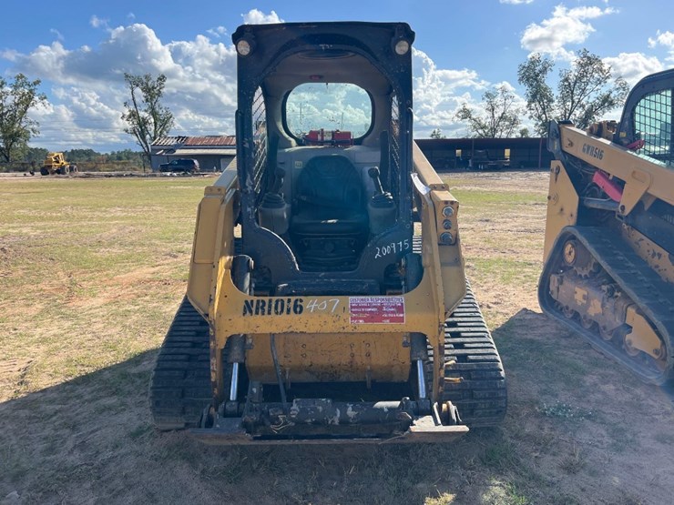 2017-caterpillar-249d-image-6