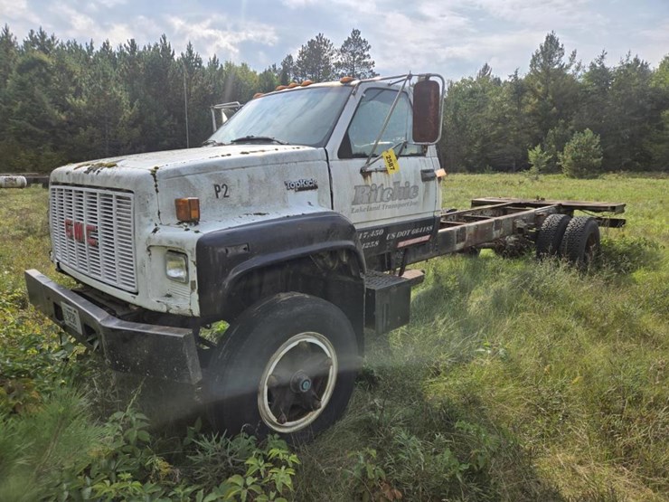 gmc-topkick-image-1