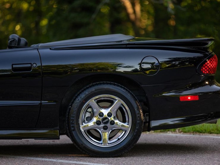 #2284-•-2002-pontiac-firebird-trans-am-convertible-image-41