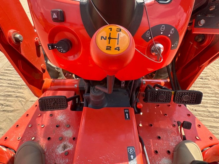 kubota-l2501-image-25