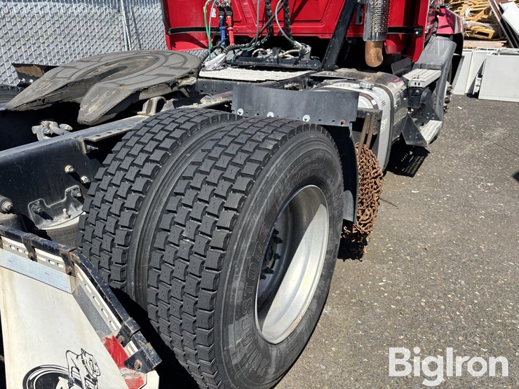 2015-mack-600-truck-tractor-image-17