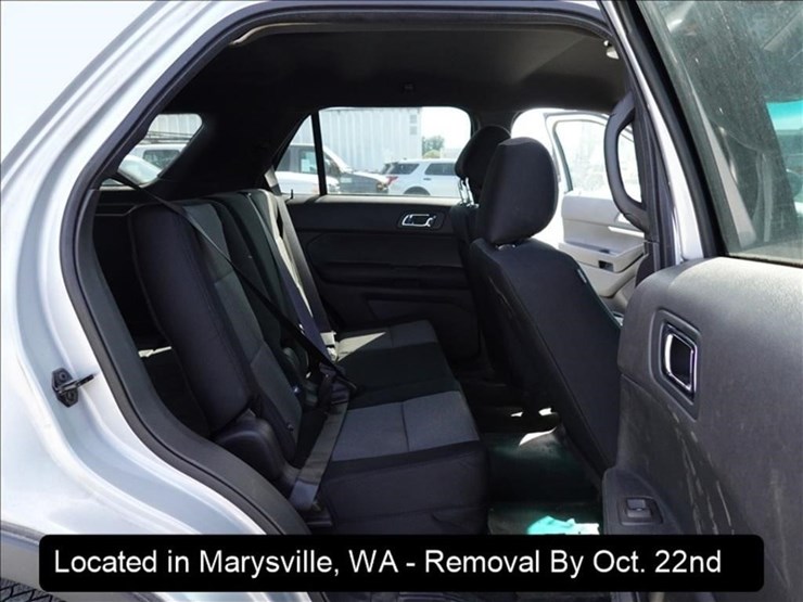 2014-ford-explorer-image-24
