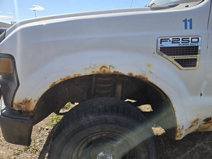 2008-ford-f250-image-9