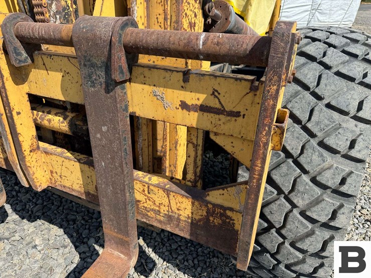 champ-forklift-image-12