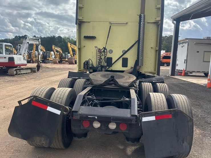2019-kenworth-t680-image-7