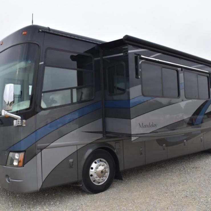 2006 THOR MOTOR COACH MANDALAY 40E 38083