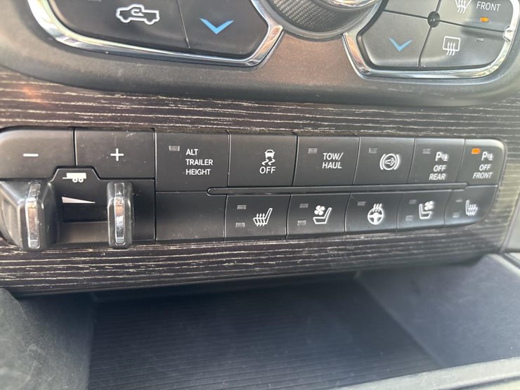 2018-dodge-ram-2500-image-38