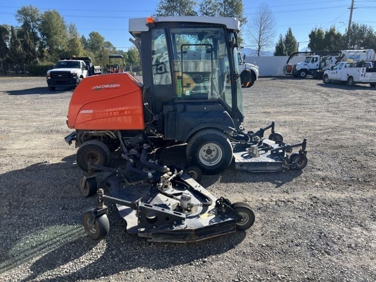 jacobsen-hr800-4wd-rotary-mower-image-3