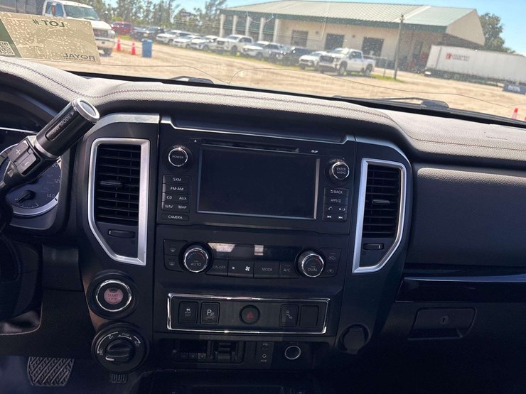 2018-nissan-titan-image-17