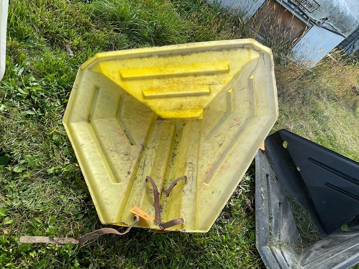 #4494-•-(2)-used-hopper-bins-image-13