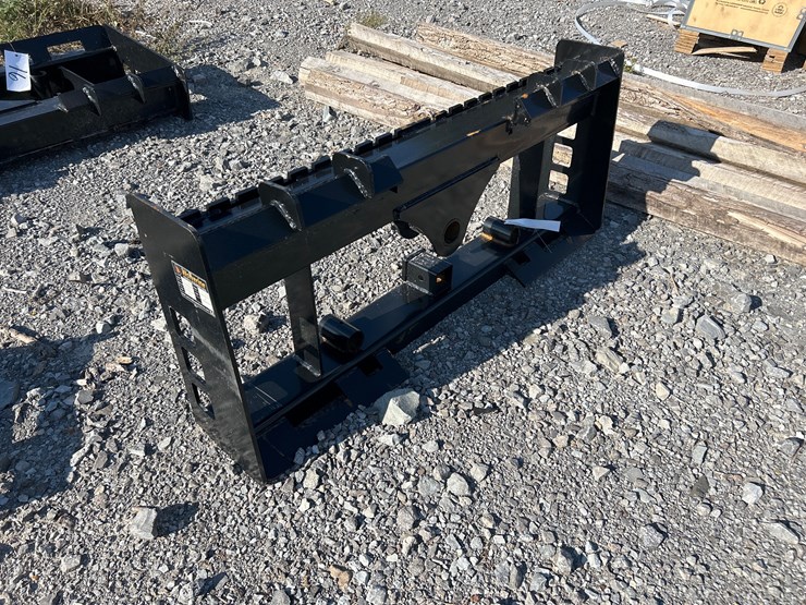 #17-•-skid-steer-pallet-fork-/-hay-spear-frame-image-2