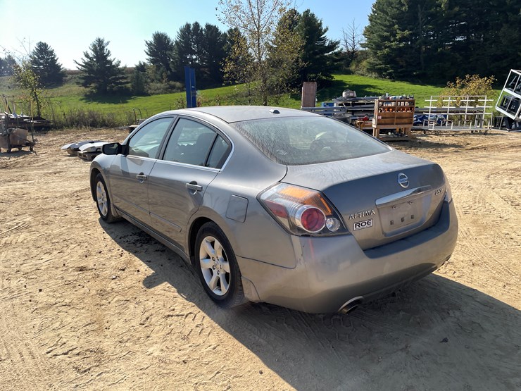#108-•-2009-nissan-altima-(has-wi-title)-image-7
