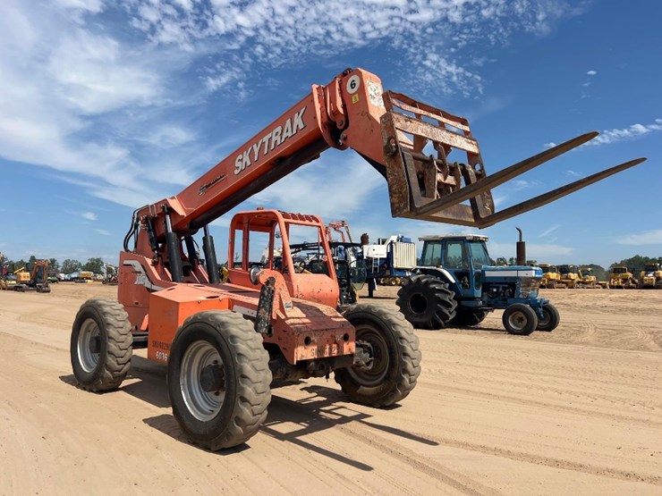 2007-jlg-skytrack-6036-telescopic-forklift-image-6