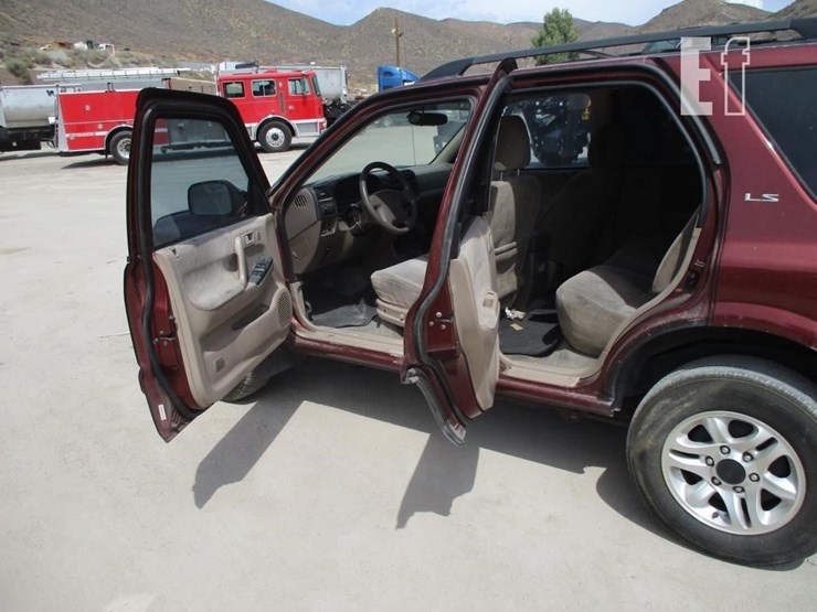 2002-isuzu-rodeo-image-11