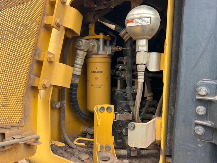 2017-komatsu-d39px-24-image-16