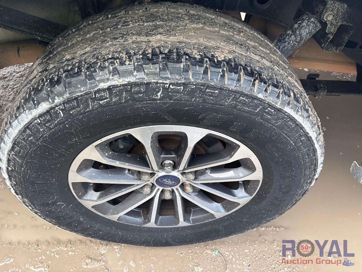 2019-ford-f150-image-25