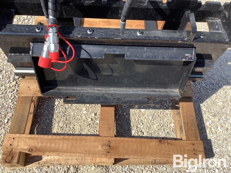 2025-giyi-cyhc-mini-skid-steer-hyd-side-shift-fork-image-9