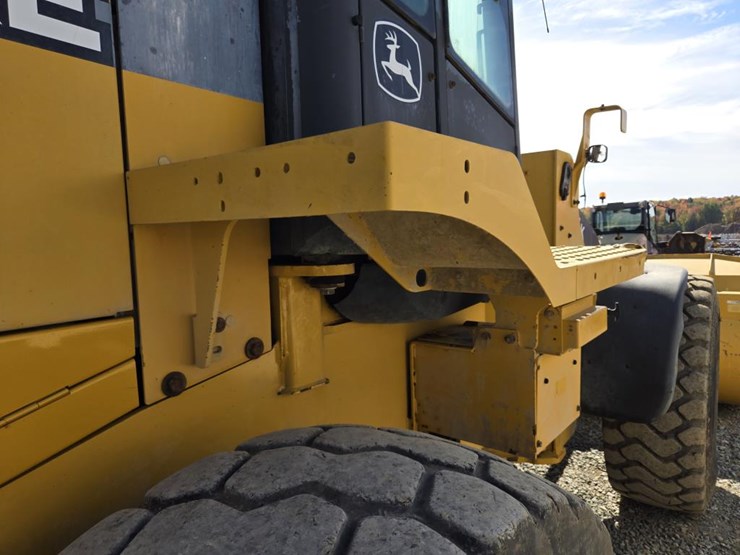 deere-624k-image-38