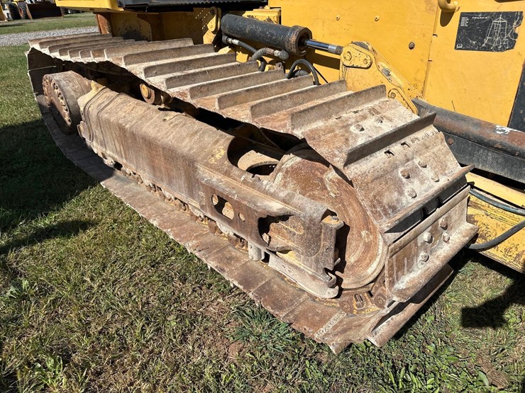 2015-caterpillar-d5k2-lgp-image-6