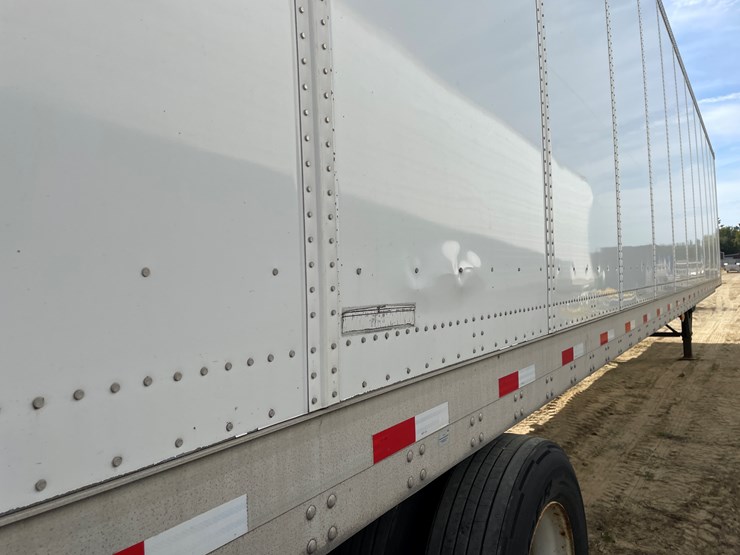 2019-stoughton-trailer-image-19