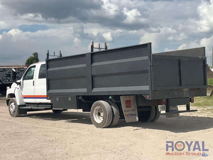 2009-gmc-c5500-landscape-dump-truck-image-4