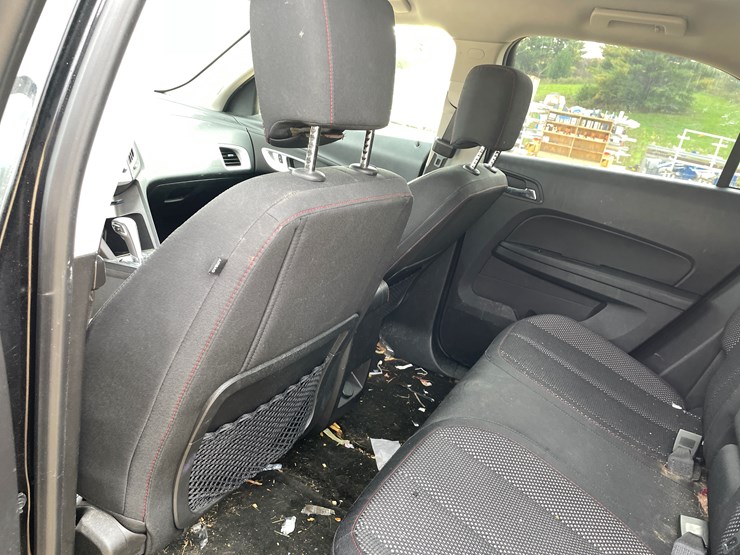 2012-chevrolet-equinox-lt-image-56