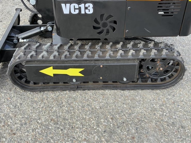 2025-vicsec-vc13-hydraulic-excavator-image-13