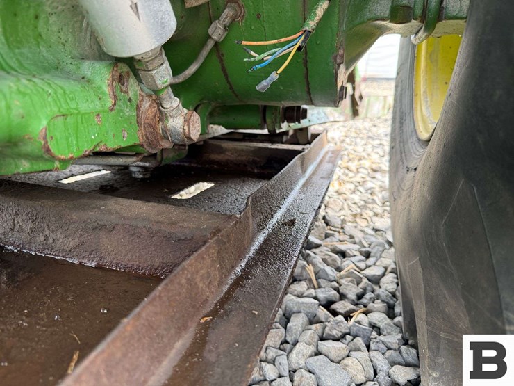 1989-john-deere-2855n-image-62