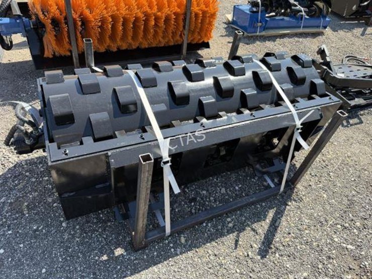 #98-•-skid-steer-compactor-wheel---model:-ft-cw59-image-3