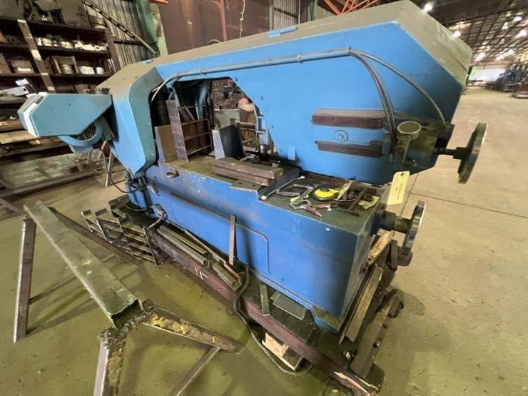 summit-500sa-super-horizontal-band-saw-image-9