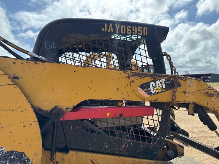 2012-caterpillar-246c-image-15